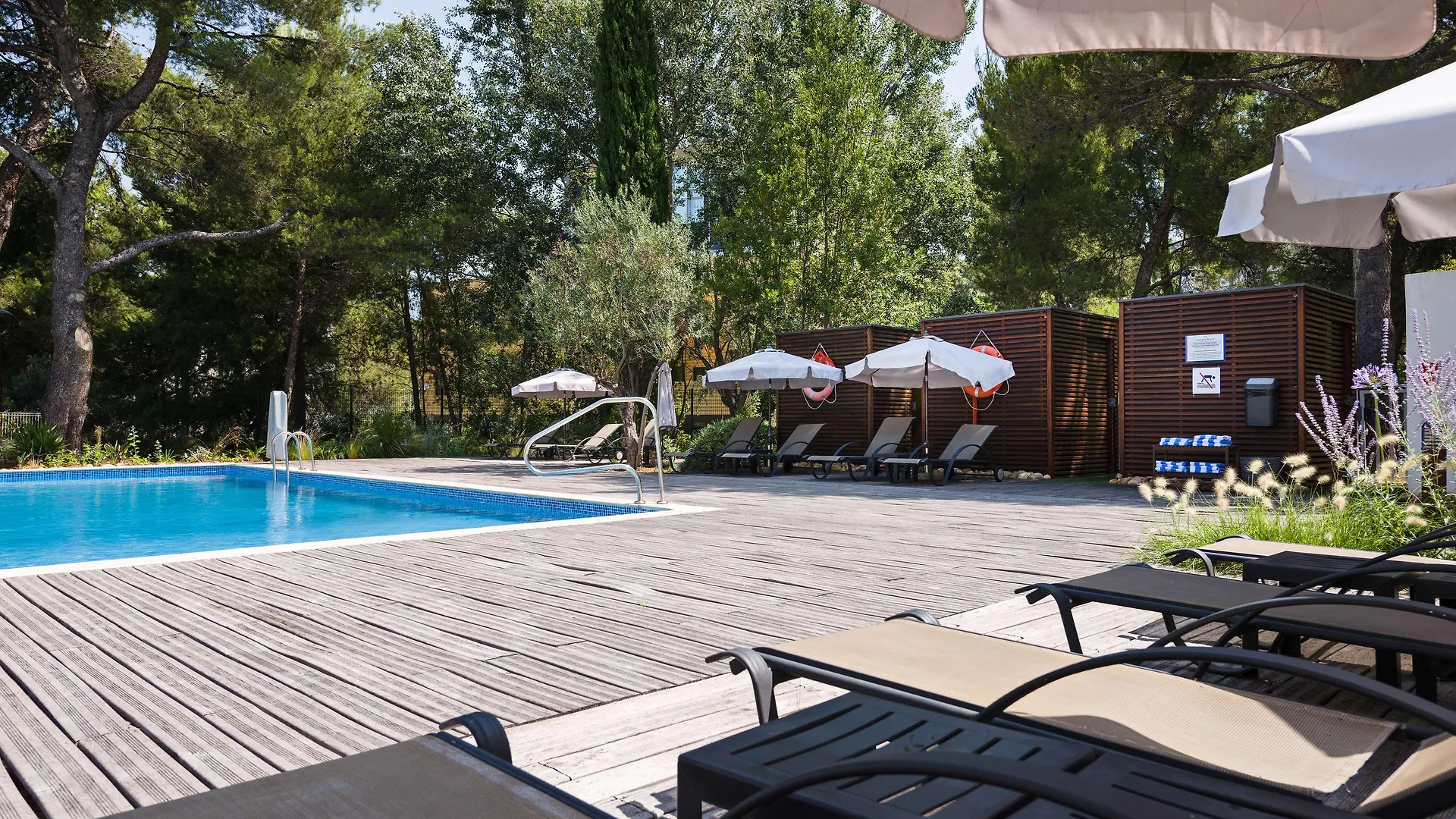 Holiday Inn - Marseille Airport By Ihg Vitrolles  Hotel