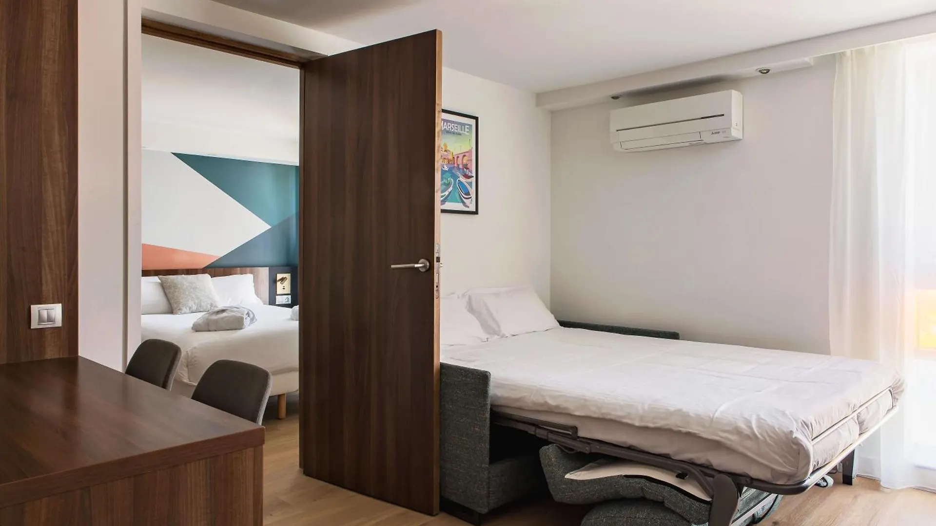Holiday Inn - Marseille Airport By Ihg Vitrolles  Vitrolles (Bouches-du-Rhone)