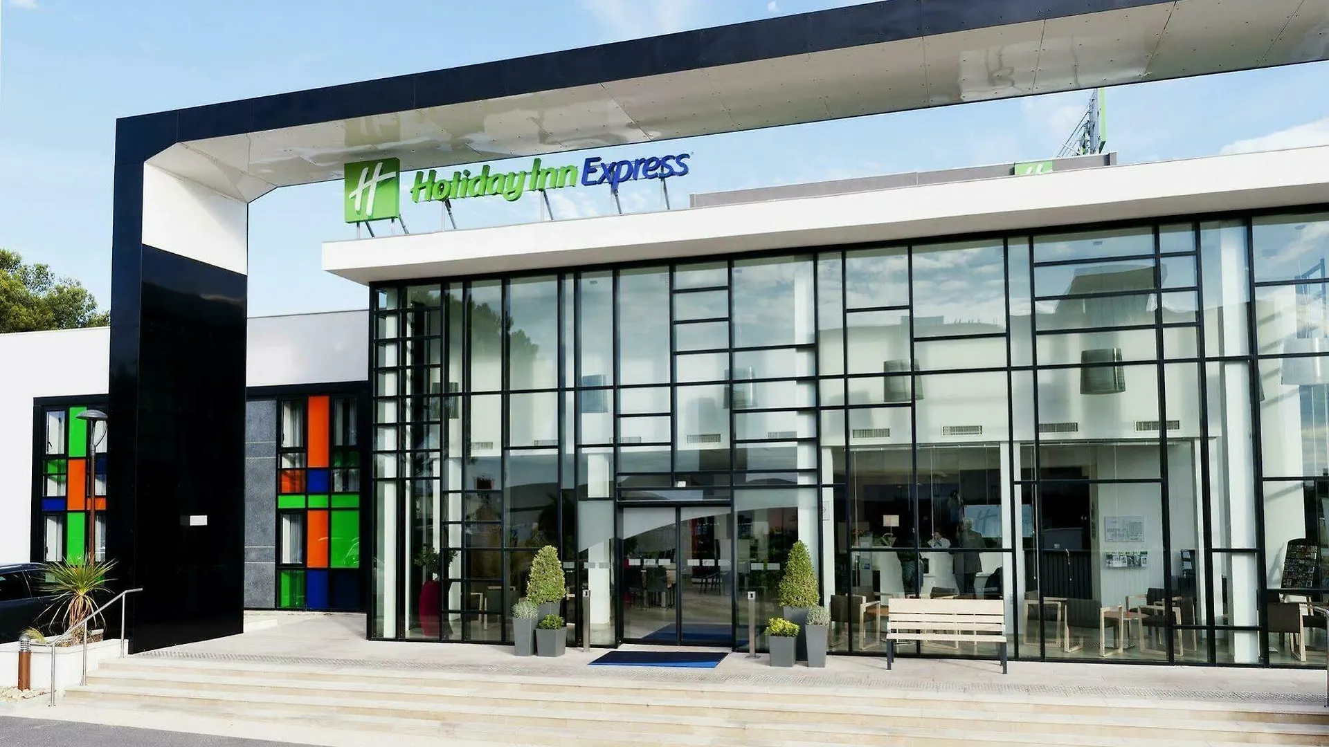 Holiday Inn - Marseille Airport By Ihg Vitrolles  France